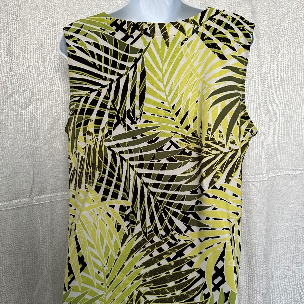 NEW, Kasper, sleeveless top with pleated neckline, sizeL - Picture 4 of 5